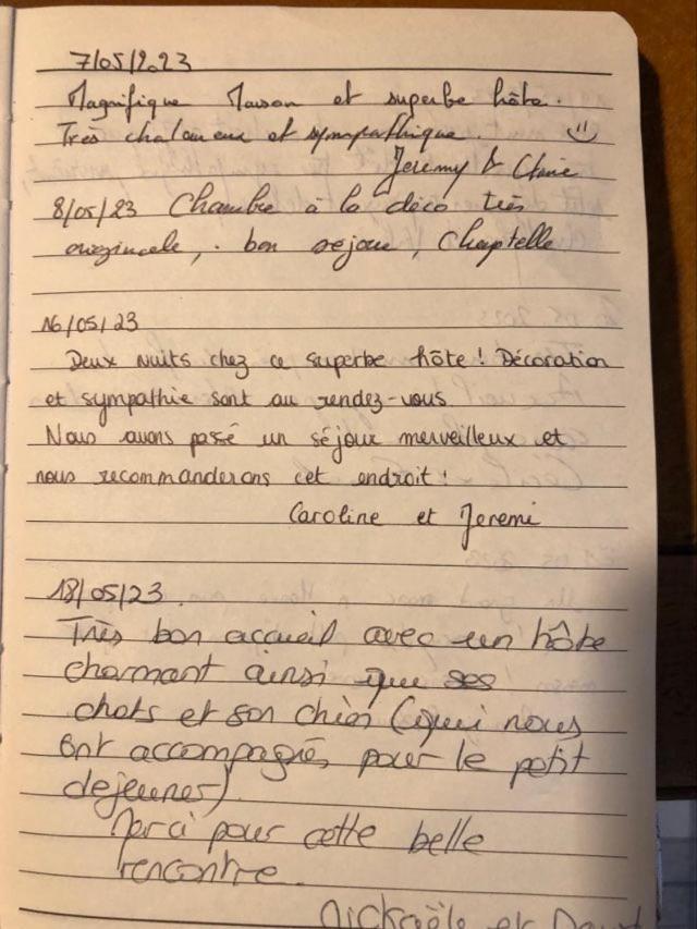 Maison D'Hotes "Les Volets Verts" Et Sa Brocante Ecueille Eksteriør bilde