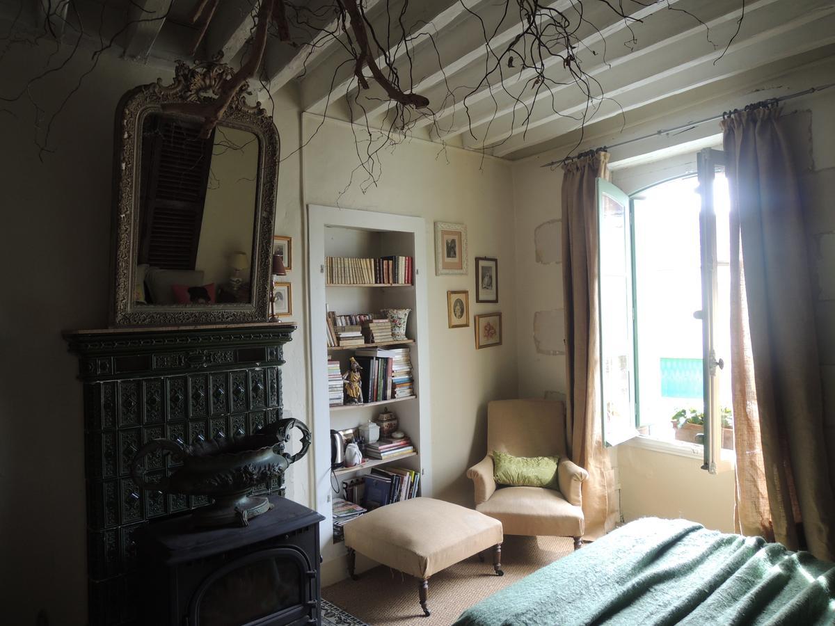 Maison D'Hotes "Les Volets Verts" Et Sa Brocante Ecueille Eksteriør bilde